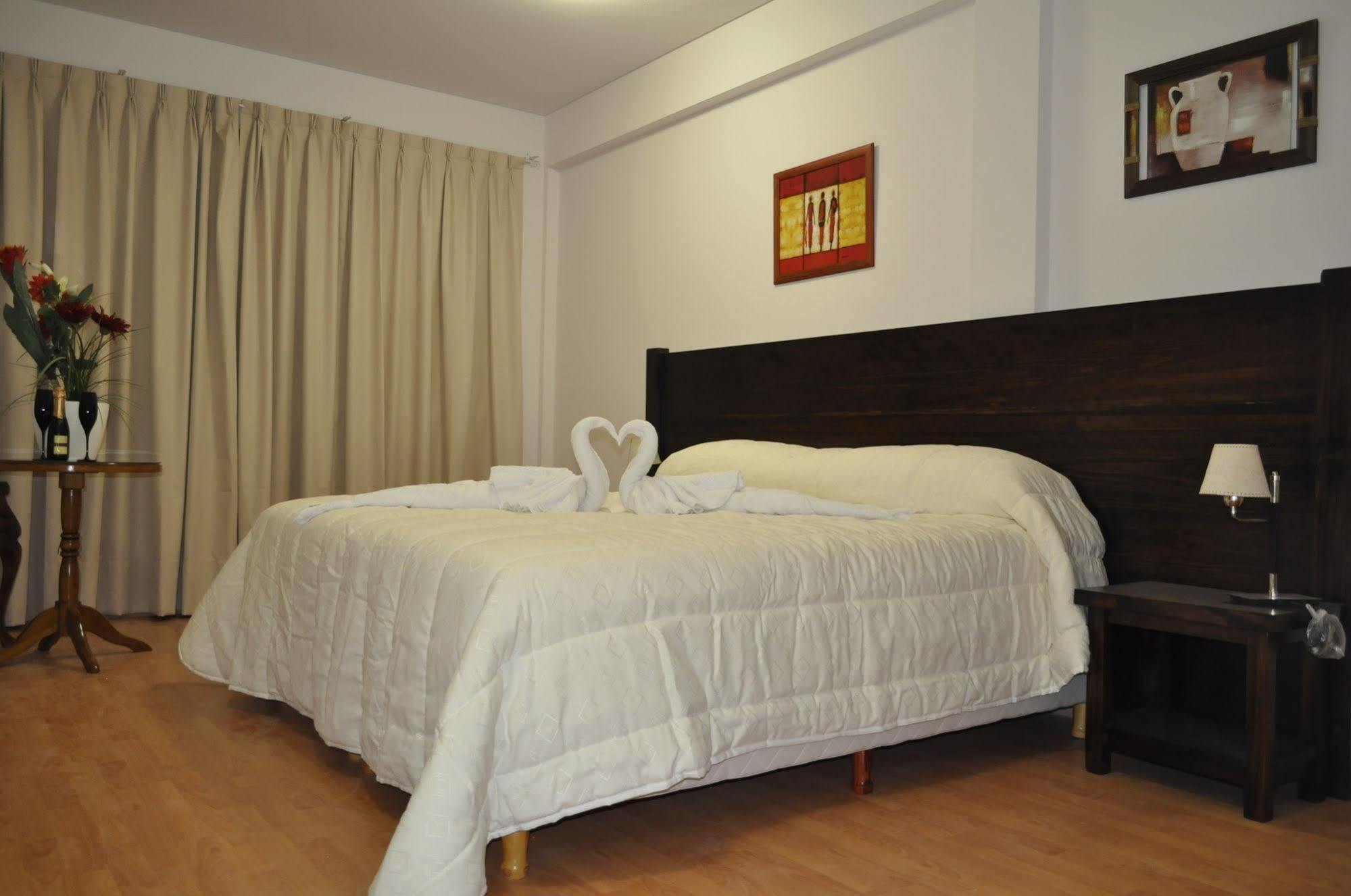 Hotel Las Maras Puerto Madryn Eksteriør billede