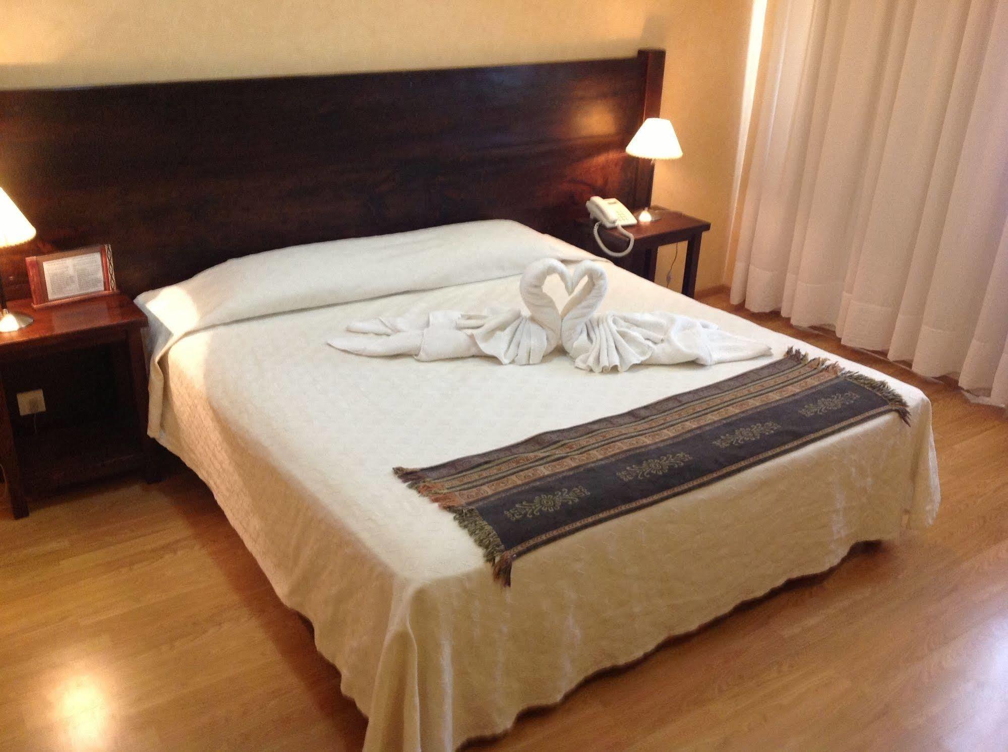 Hotel Las Maras Puerto Madryn Eksteriør billede