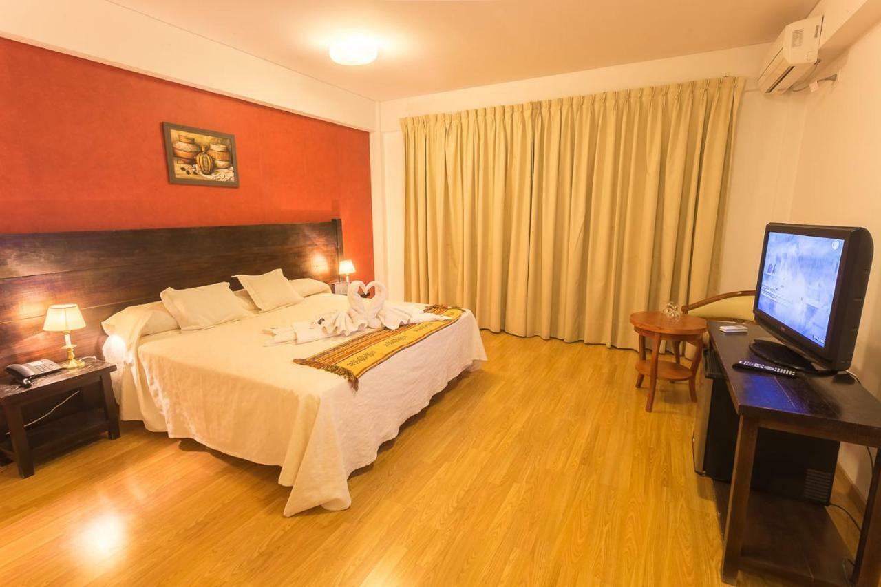 Hotel Las Maras Puerto Madryn Eksteriør billede
